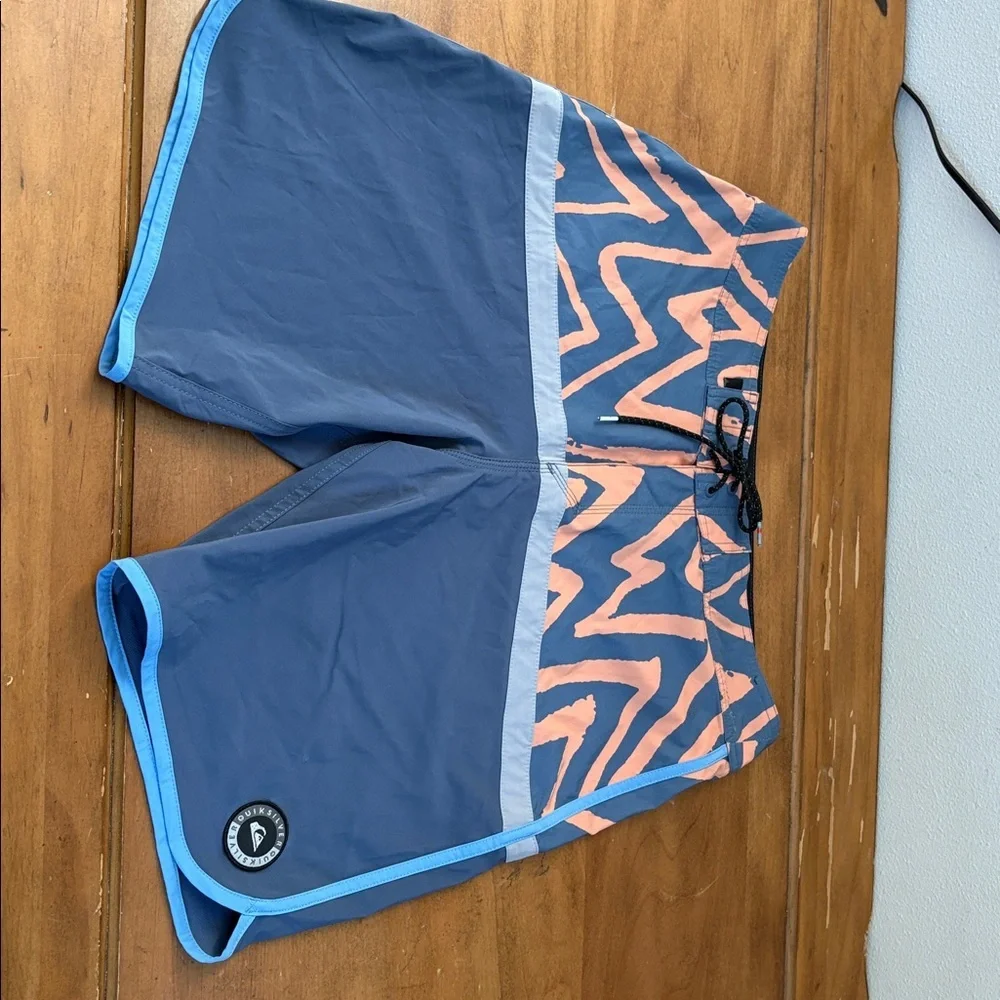 Quiksilver NWOT Highline Techtonics Board Shorts Size 34